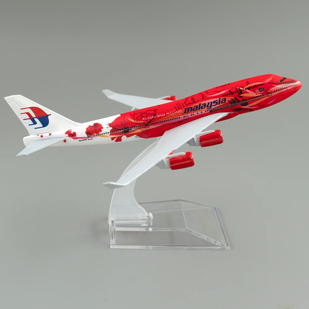 Kids Toys Malaysia - Масштаб 1/400 самолет Boeing 747 Малайзия