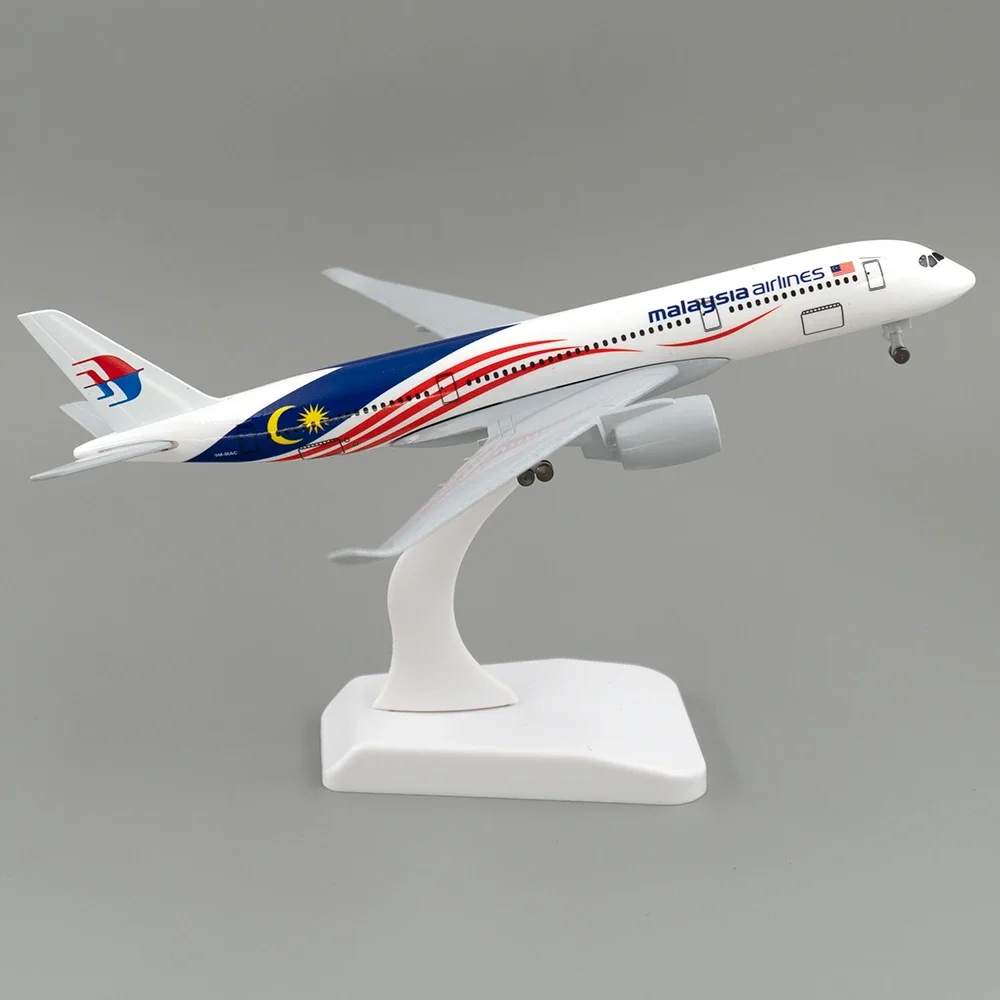 20 см самолет Airbus Malaysia  – обзор и цена Kids Toys Malaysia